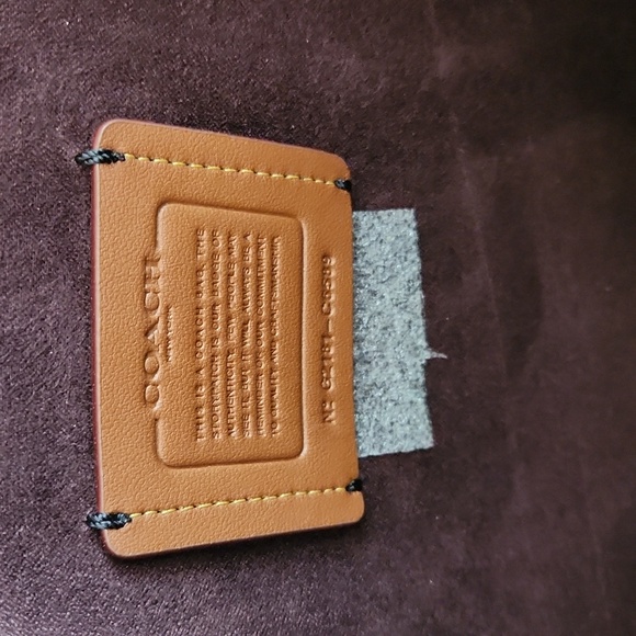 NWOT Coach Large Musical Penguin Leather Tote π§πΊπΆ - Picture 10 of 16